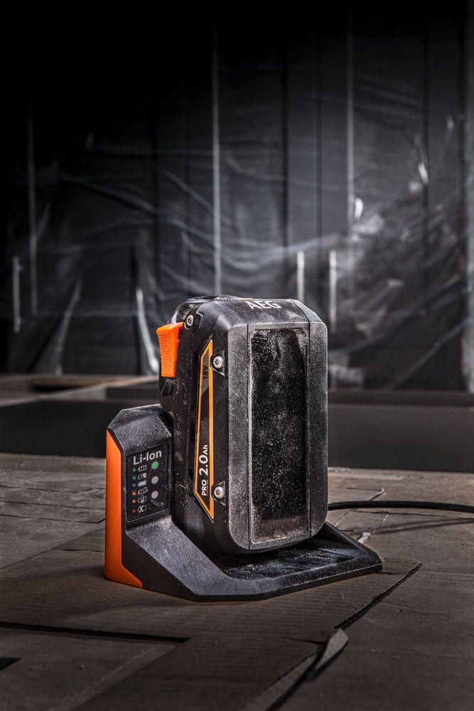 Аккумулятор AEG SET L1840S с зарядным устройством