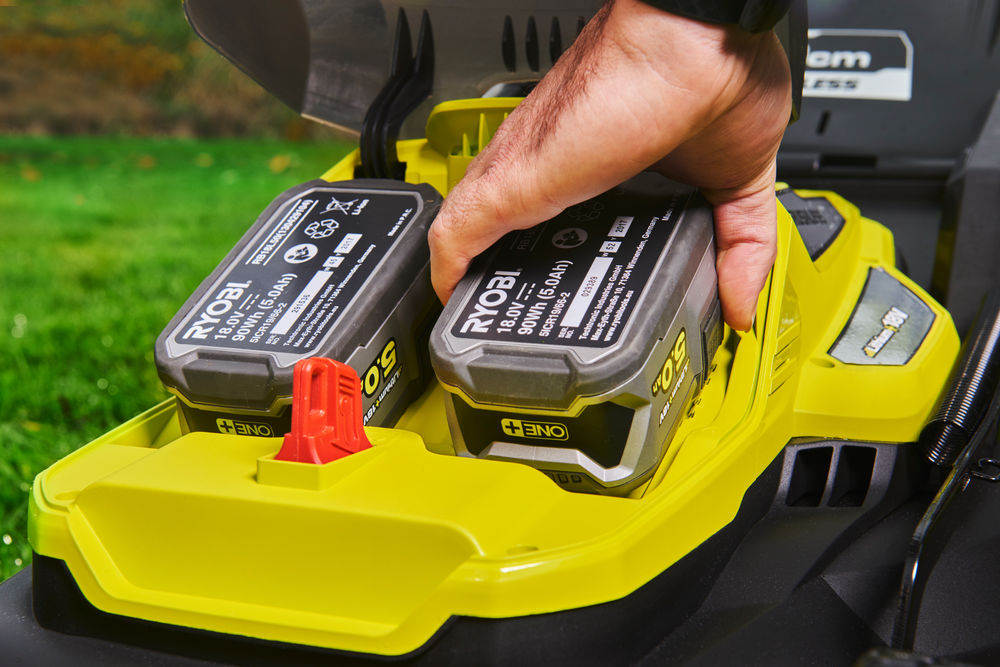 Газонокосилка RYOBI RY18LMX40A-0 (без батареи) система ONE +