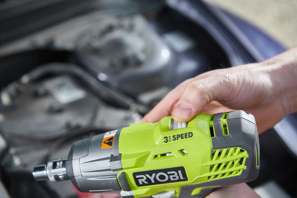 Гайковерт RYOBI R18IW3-0 (без батареи) система ONE +