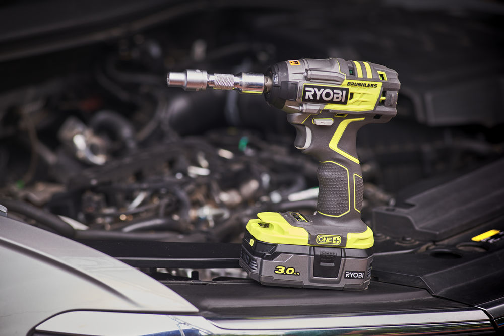 Гайковерт RYOBI R18IW7-0 (без батареи) система ONE +
