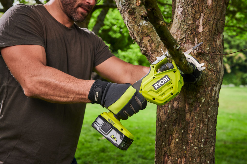 Пила садовая RYOBI RY18PSA-0 (без батареи) система ONE +