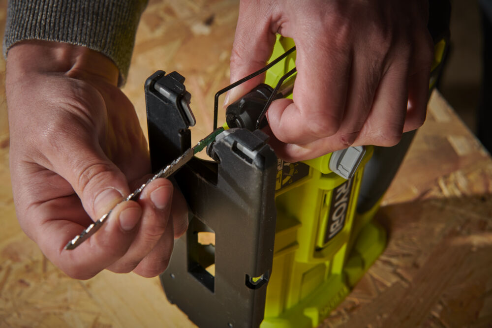 Лобзик RYOBI RJS18-0 (без батареи) система ONE +