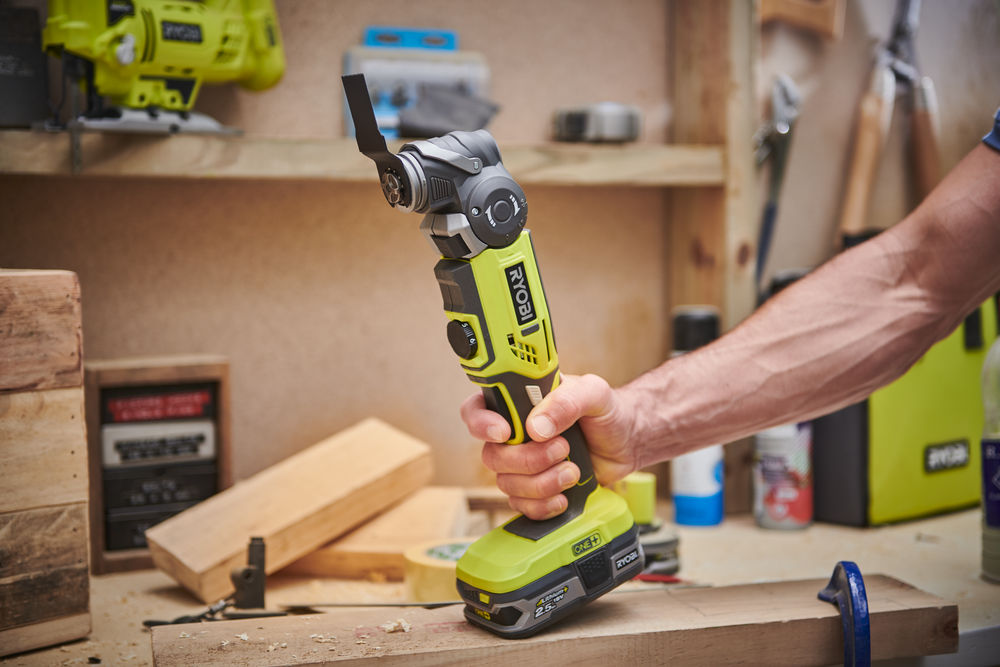 Многофункциональный инструмент RYOBI R18MT-0 (без батареи) система ONE +
