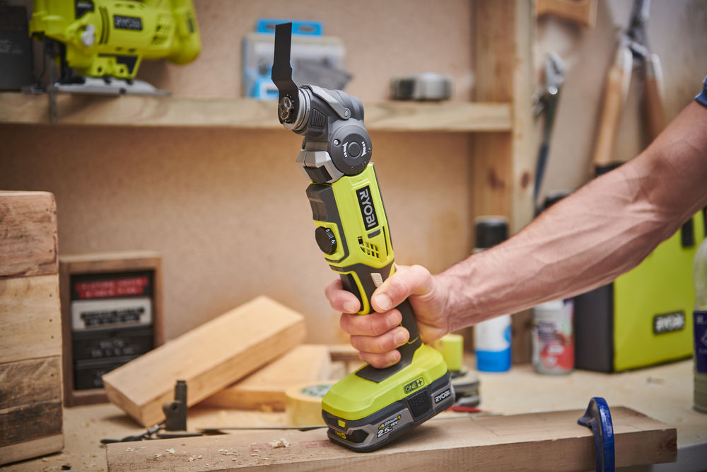 Многофункциональный инструмент RYOBI R18MT-0 (без батареи) система ONE +