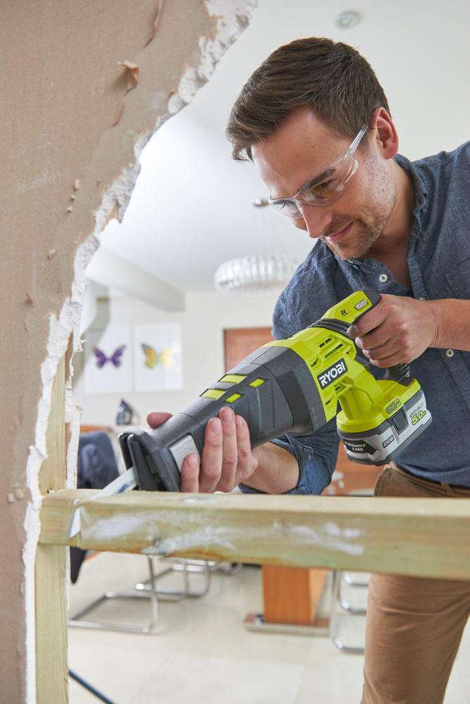Пила сабельная RYOBI R18RS-0 (без батареи) система ONE +