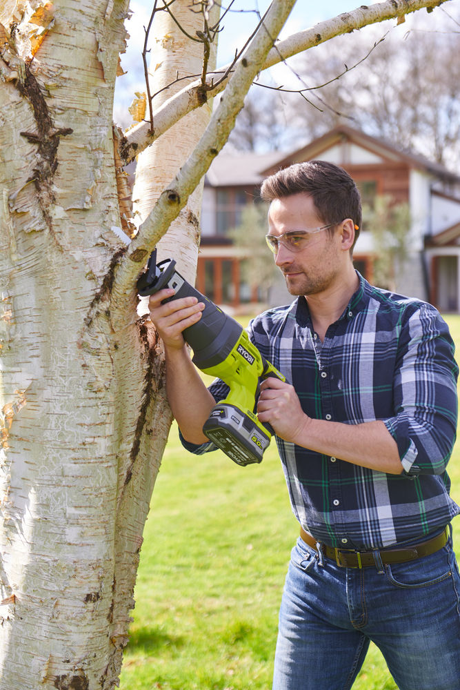 Пила сабельная RYOBI R18RS-0 (без батареи) система ONE +