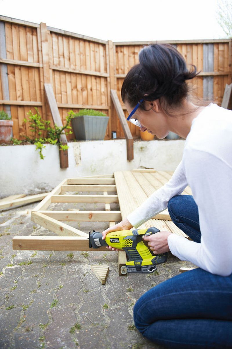 Пила сабельная RYOBI RRS1801M (без батареи) система ONE +