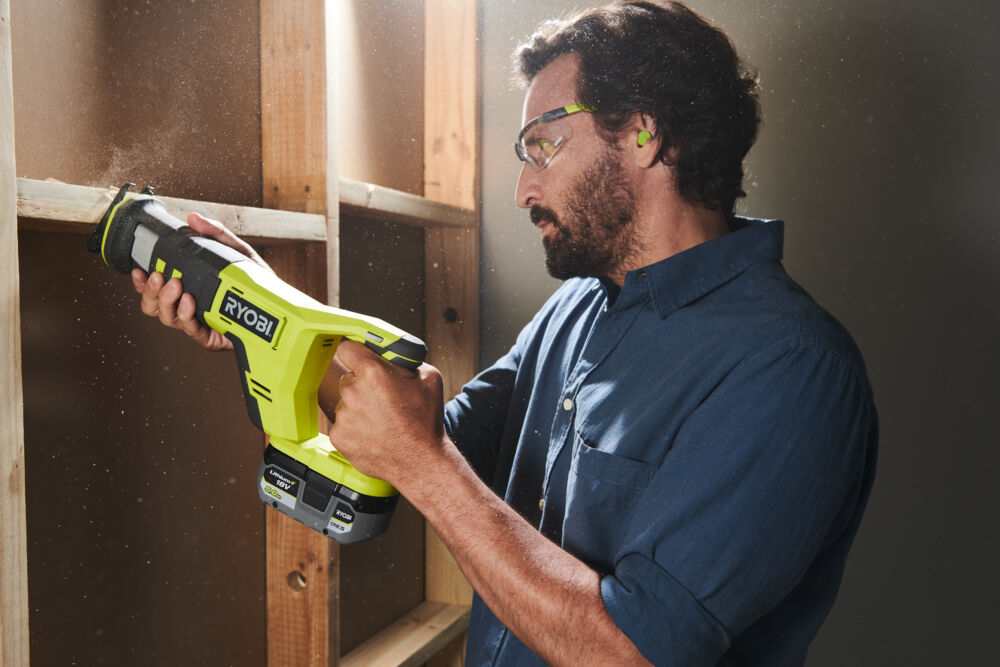 Пила сабельная RYOBI RRS18-0 (без батареи) система ONE +