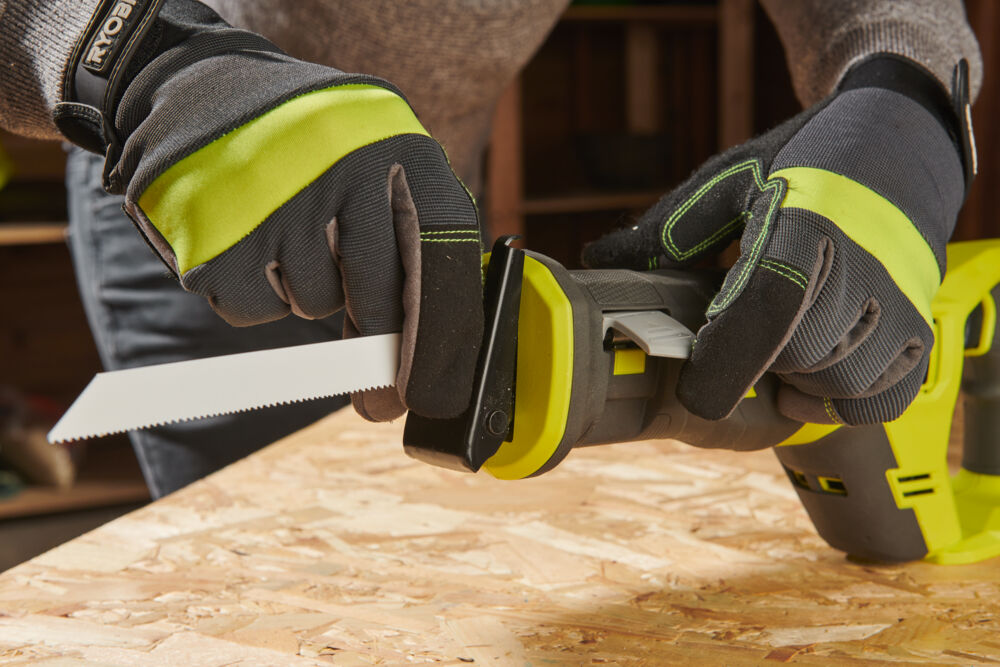 Пила сабельная RYOBI RRS18-0 (без батареи) система ONE +