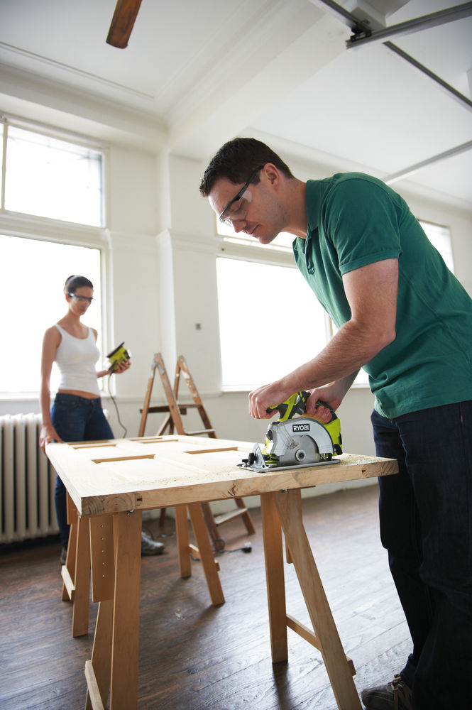 Пила циркулярная RYOBI RWSL1801M (без батареи) система ONE +