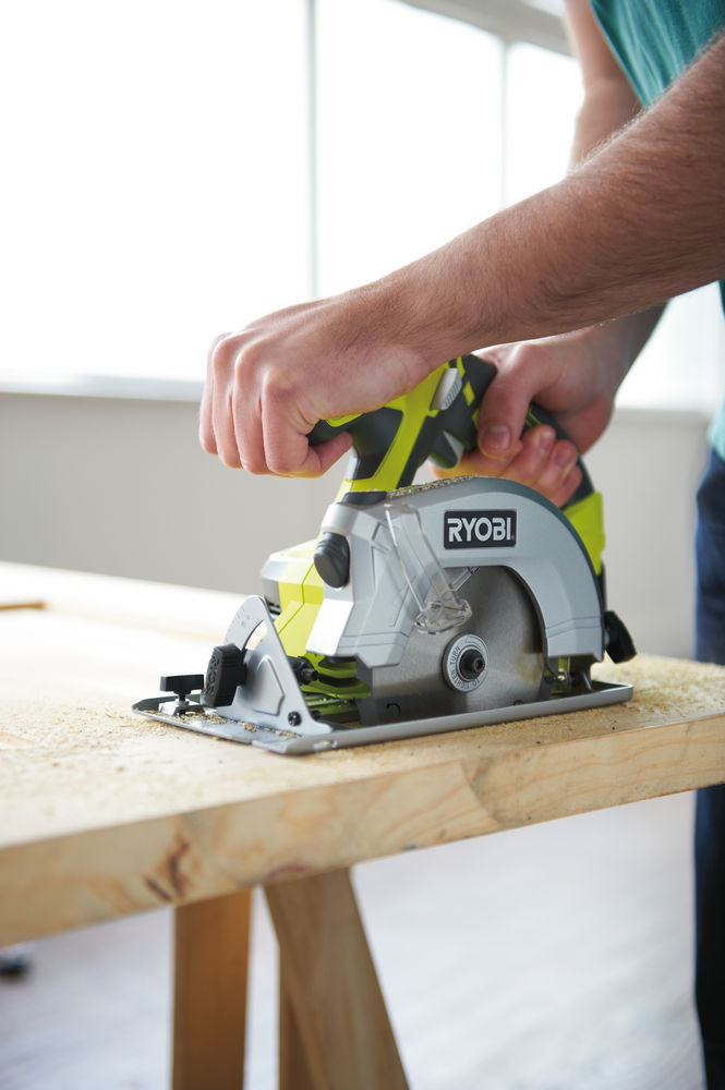 Пила циркулярная RYOBI RWSL1801M (без батареи) система ONE +