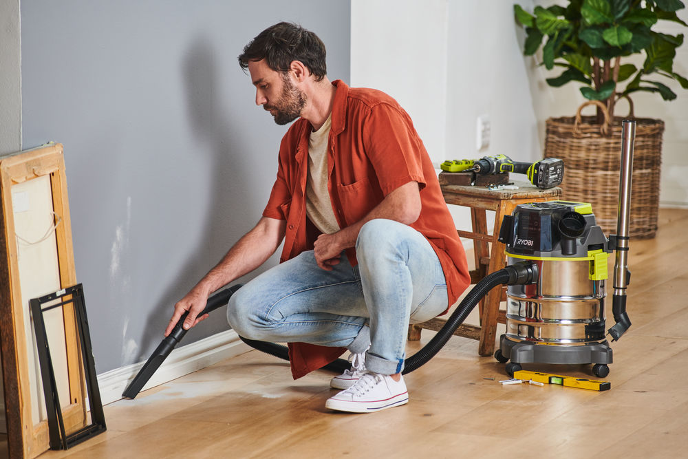 Пылесос строительный RYOBI R18WDV-0 (без батареи) система ONE +