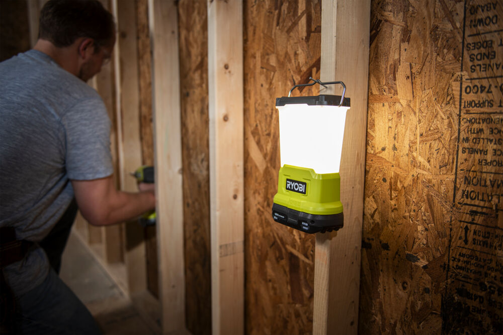 Фонарь RYOBI RLL18-0 (без батареи) система ONE +