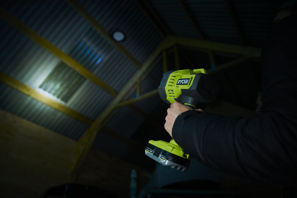 Фонарь RYOBI RLS18-0 (без батареи) система ONE +