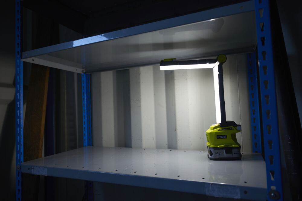 Фонарь трансформер RYOBI R18ALF-0 (без батареи) система ONE +