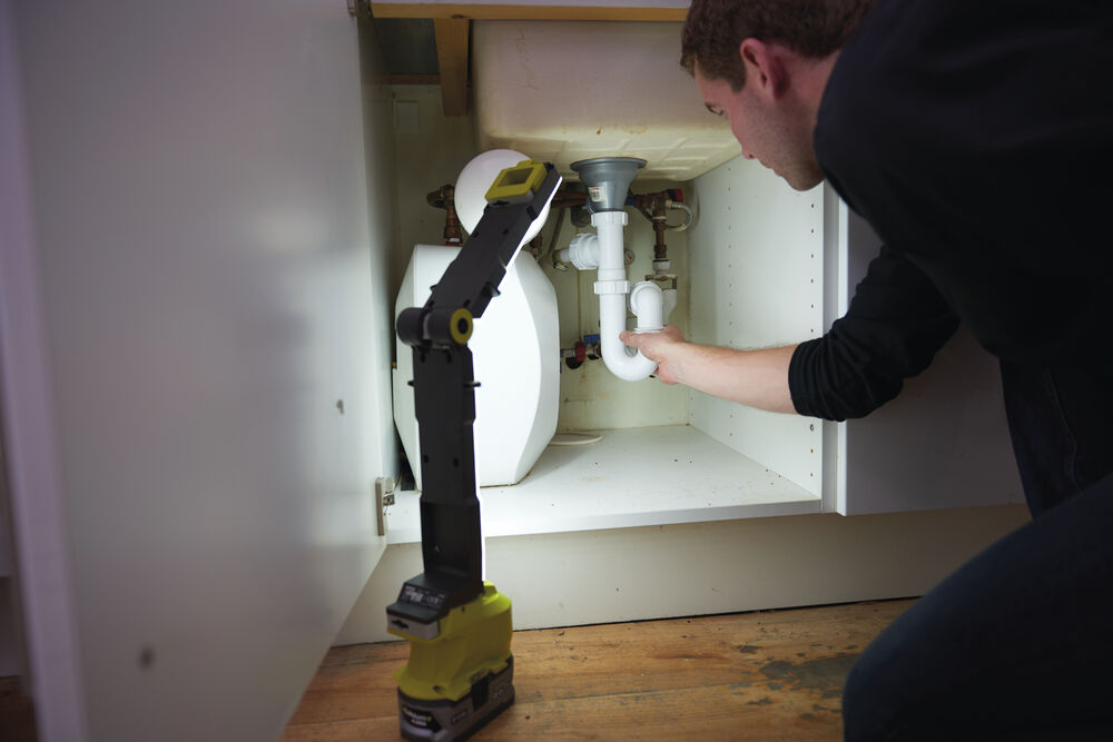 Фонарь трансформер RYOBI R18ALF-0 (без батареи) система ONE +