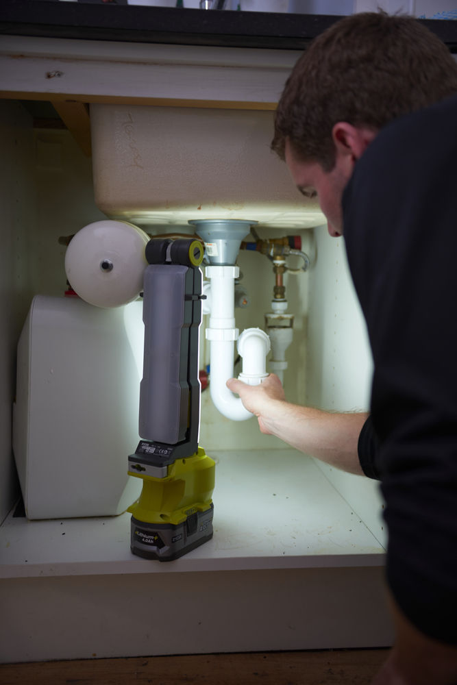 Фонарь трансформер RYOBI R18ALF-0 (без батареи) система ONE +