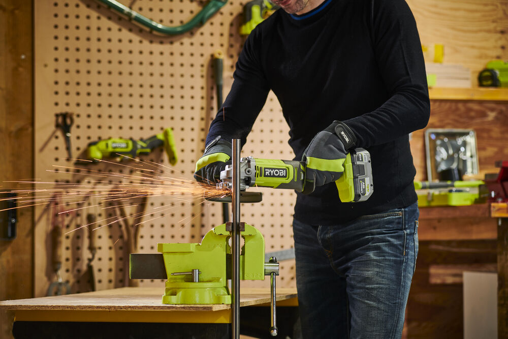 Углошлифмашина RYOBI RAG18125-0 (без батареи) система ONE +