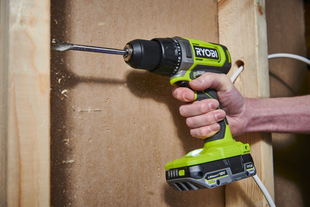 Дрель-шуруповерт RYOBI RDD18-2C52S система ONE +