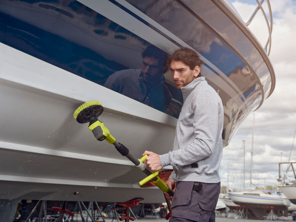 Телескопическая щетка RYOBI R18TPS-0 (без батареи) система ONE +