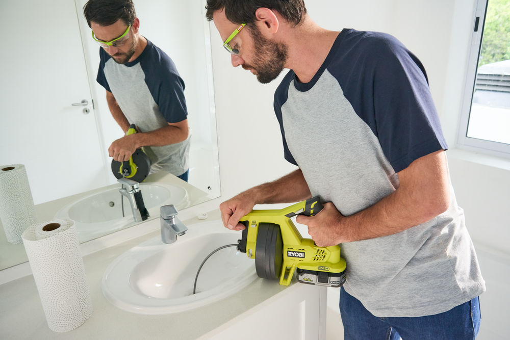 Машинка прочистная RYOBI R18DA-0 (без батареи) система ONE +