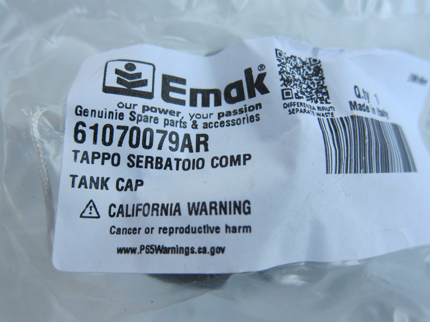 Крышка топливного бака efco (Крышка бака для бензотриммера EFCO 8250) 61070079AR