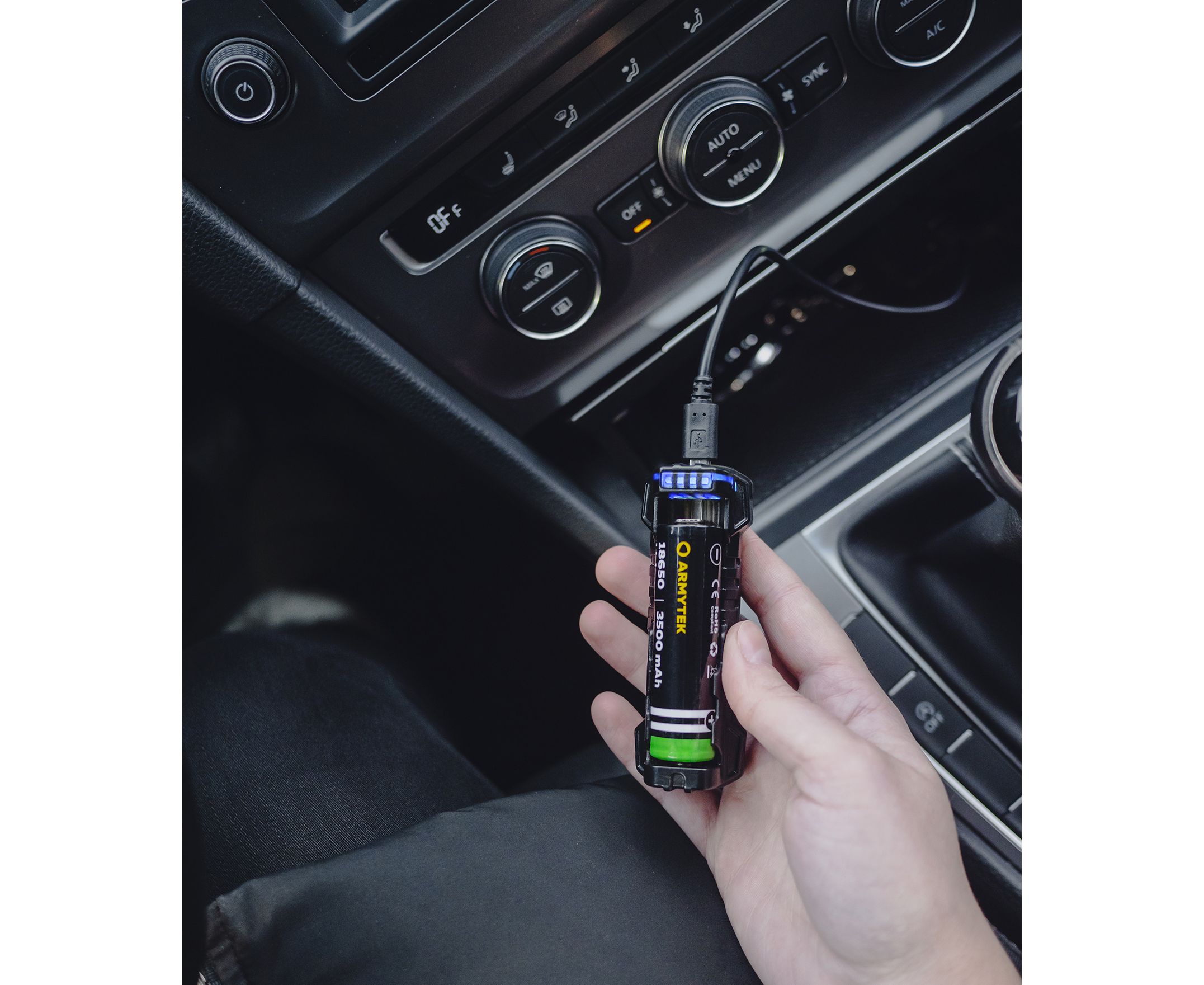 Зарядное устройство Armytek Handy C1 VE