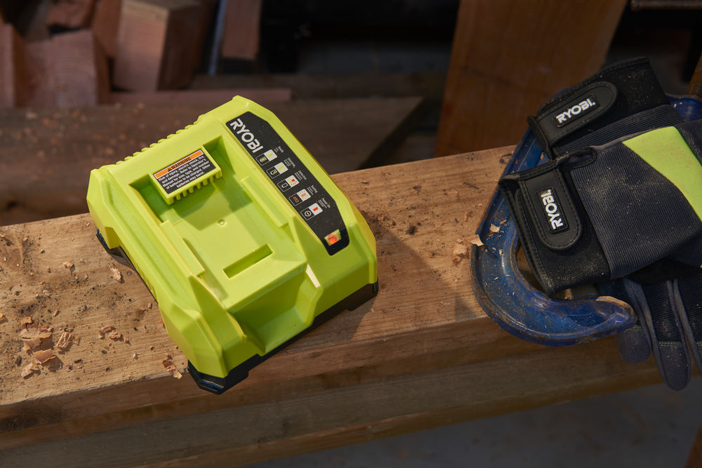 Зарядное устройство RYOBI RY36C60A