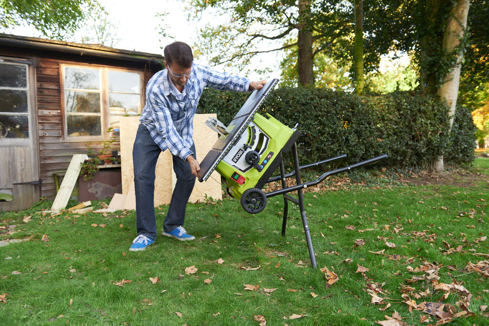 Распиловочный станок RYOBI RTS1800EF-G
