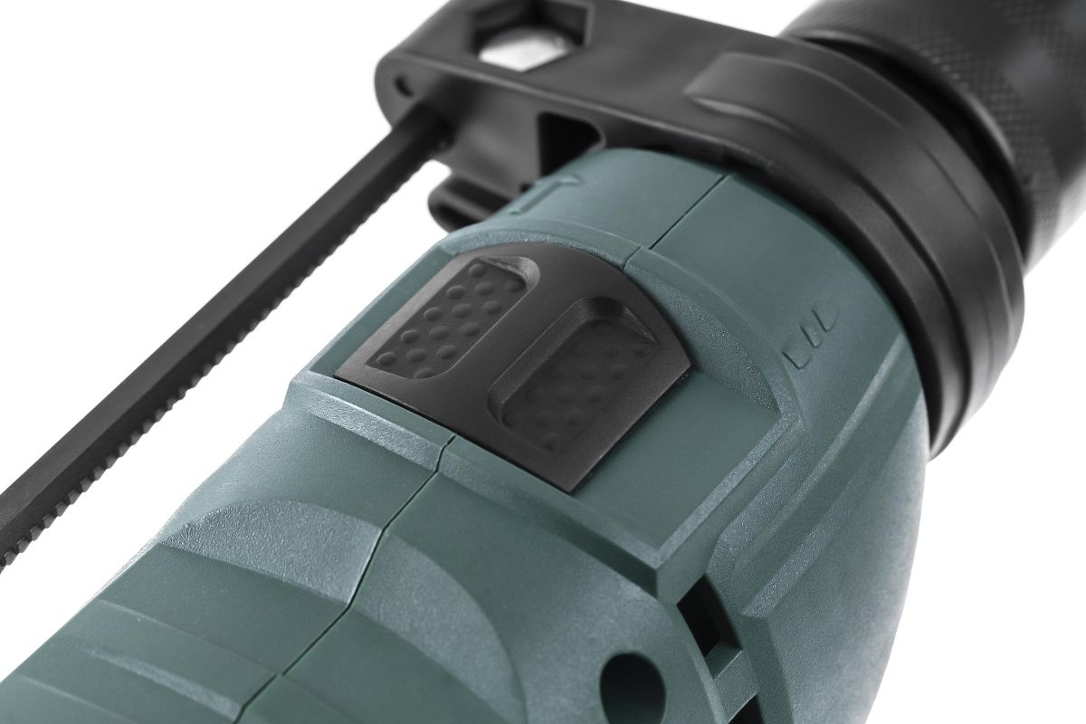 Дрель ударная Hammer UDD710D