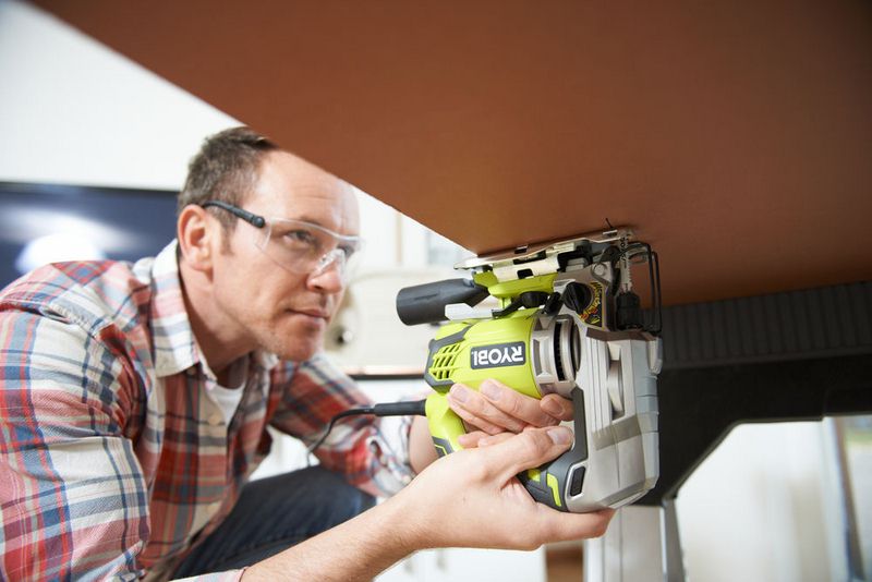 Лобзик RYOBI RJS1050-K
