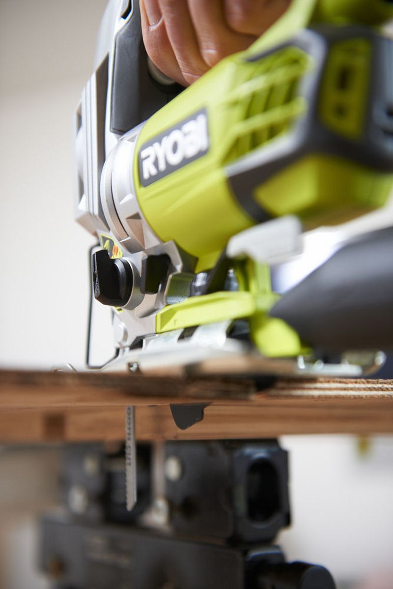 Лобзик RYOBI RJS1050-K