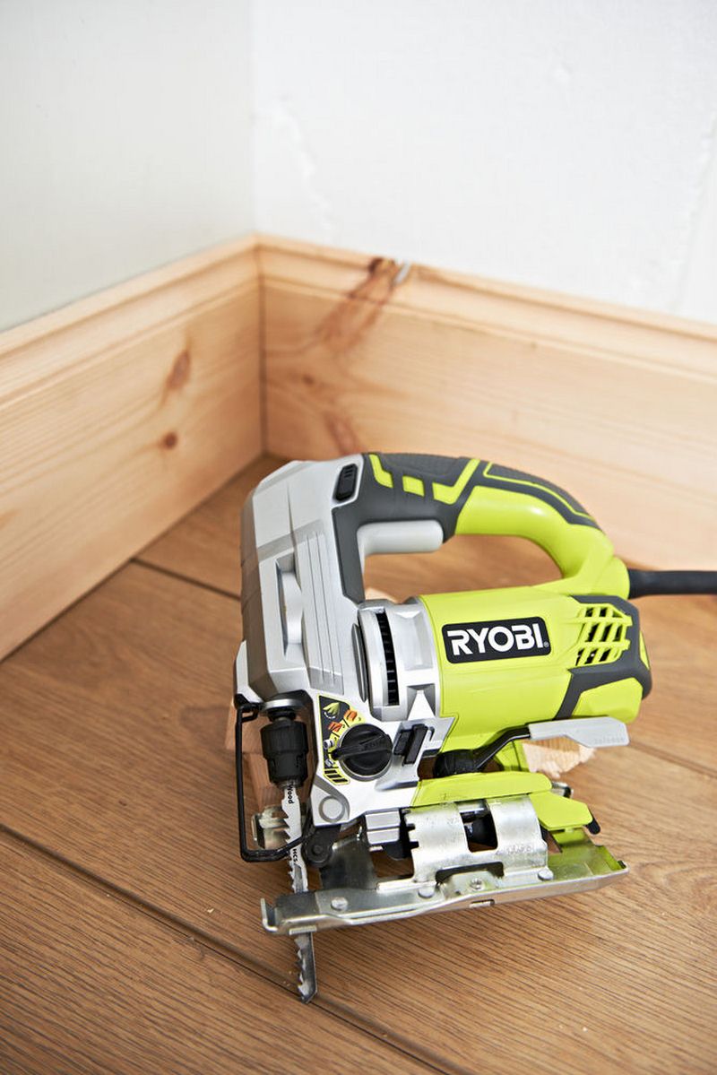 Лобзик RYOBI RJS1050-K