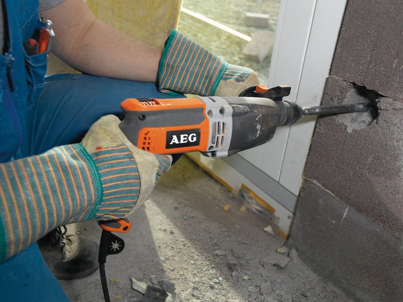 Перфоратор AEG KH 26 XE