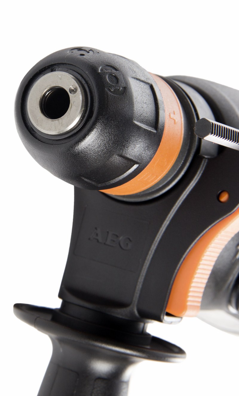 Перфоратор AEG KH 28 Super XE трехрежимный SDS +