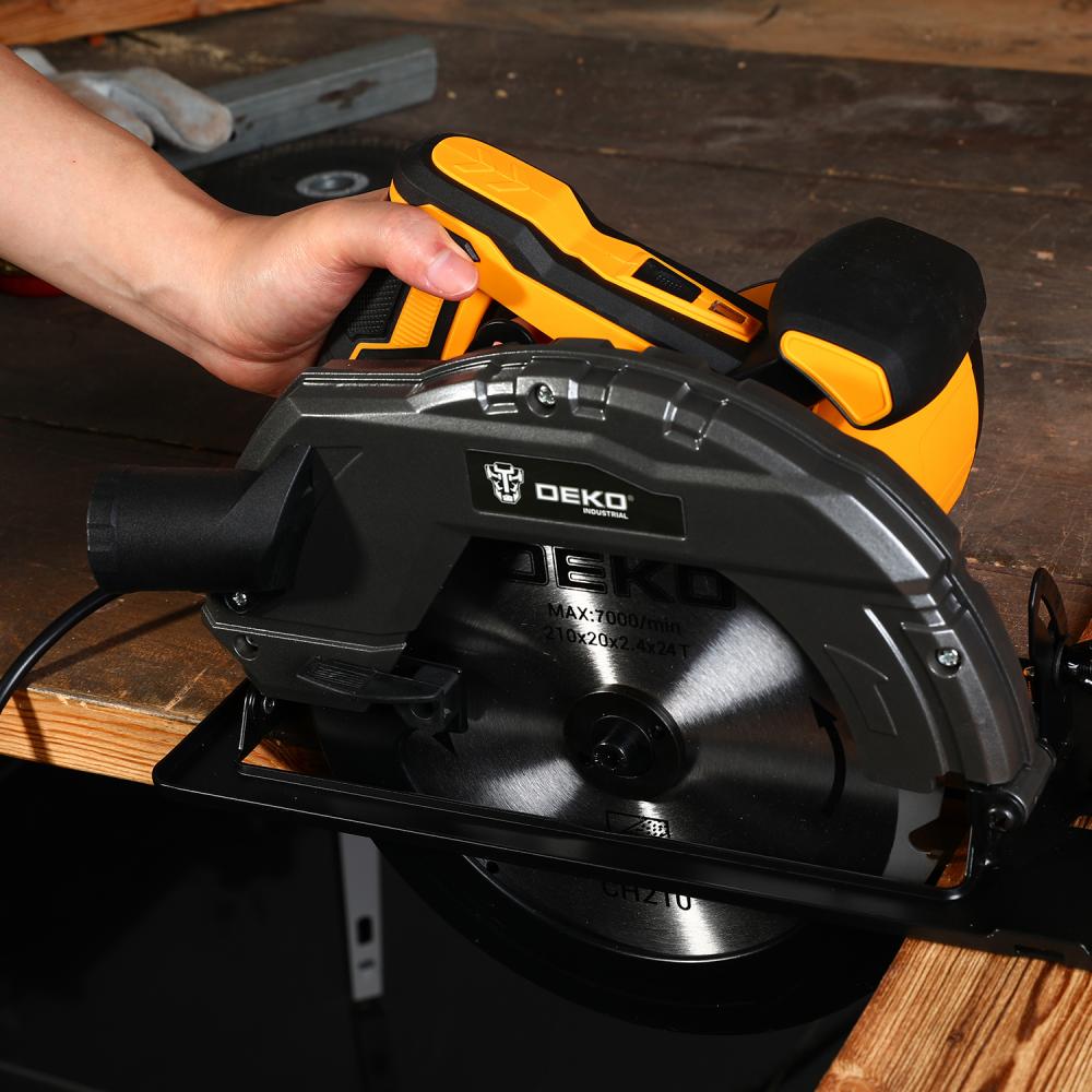 Пила циркулярная DEKO DKCS2300W