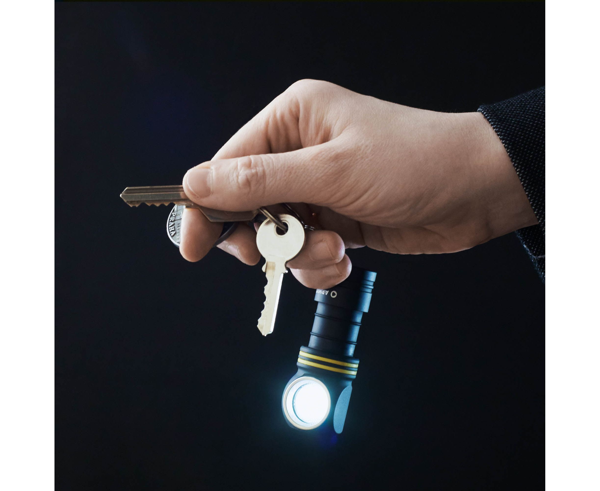 Фонарь Armytek Elf C1 USB-C Белый