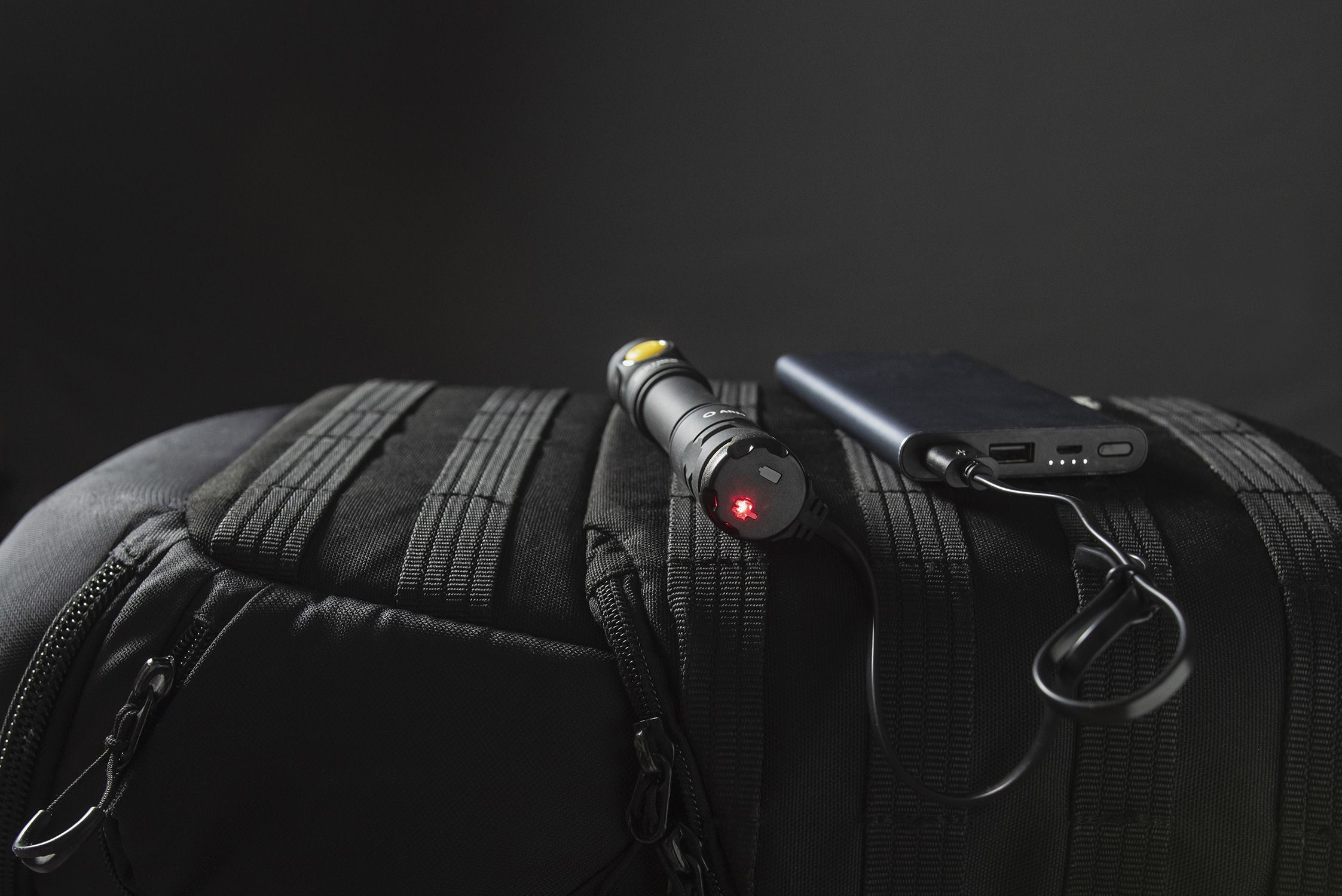 Фонарь Armytek Partner C2 Magnet USB Теплый