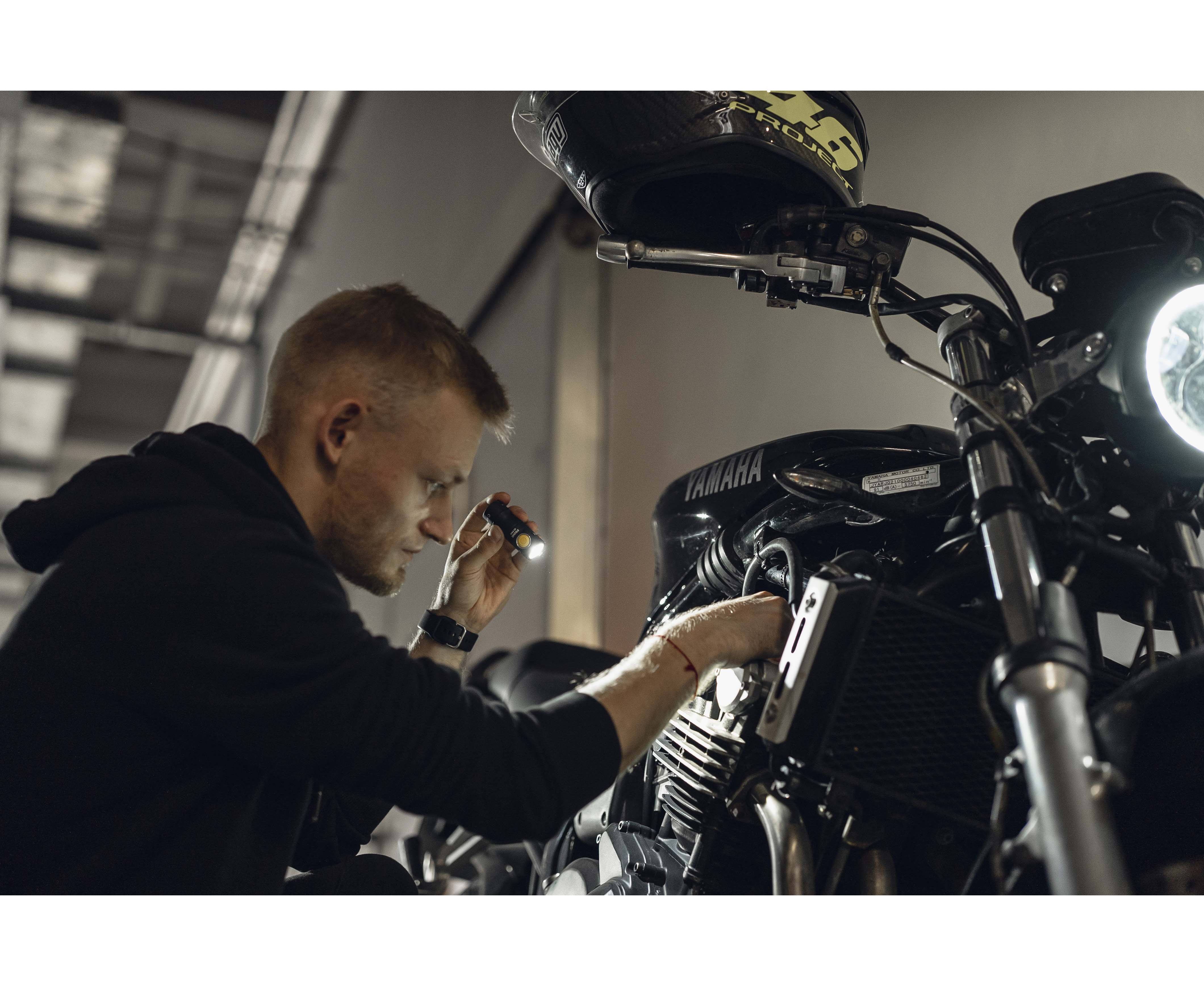 Фонарь Armytek Prime C1 Pro Теплый