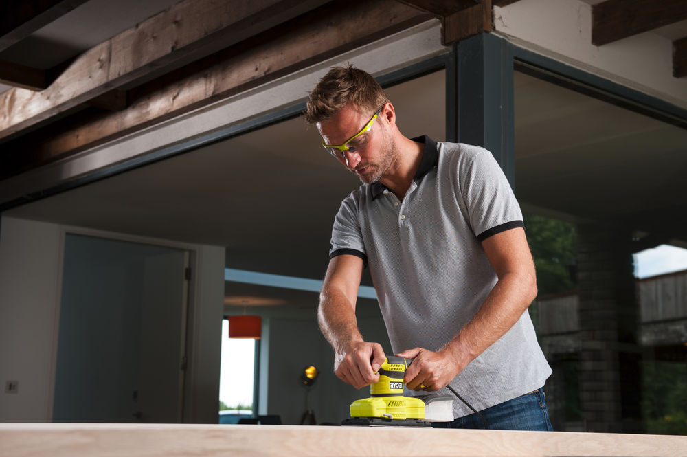 Виброшлифмашина RYOBI RSS200-GA20