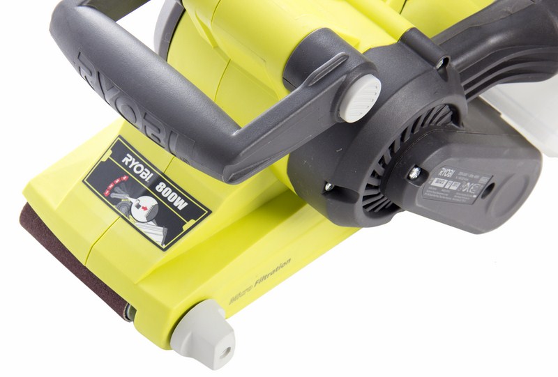 Ленточная шлифмашина RYOBI EBS800