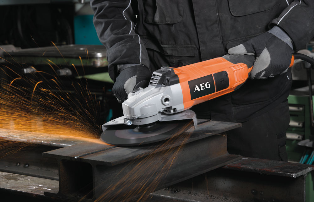 Углошлифмашина AEG WS 22-230 DMS