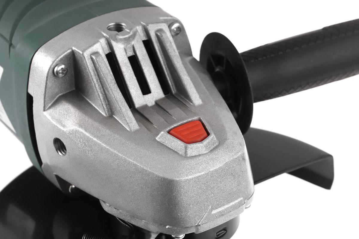Углошлифмашина Hammer USM2400D