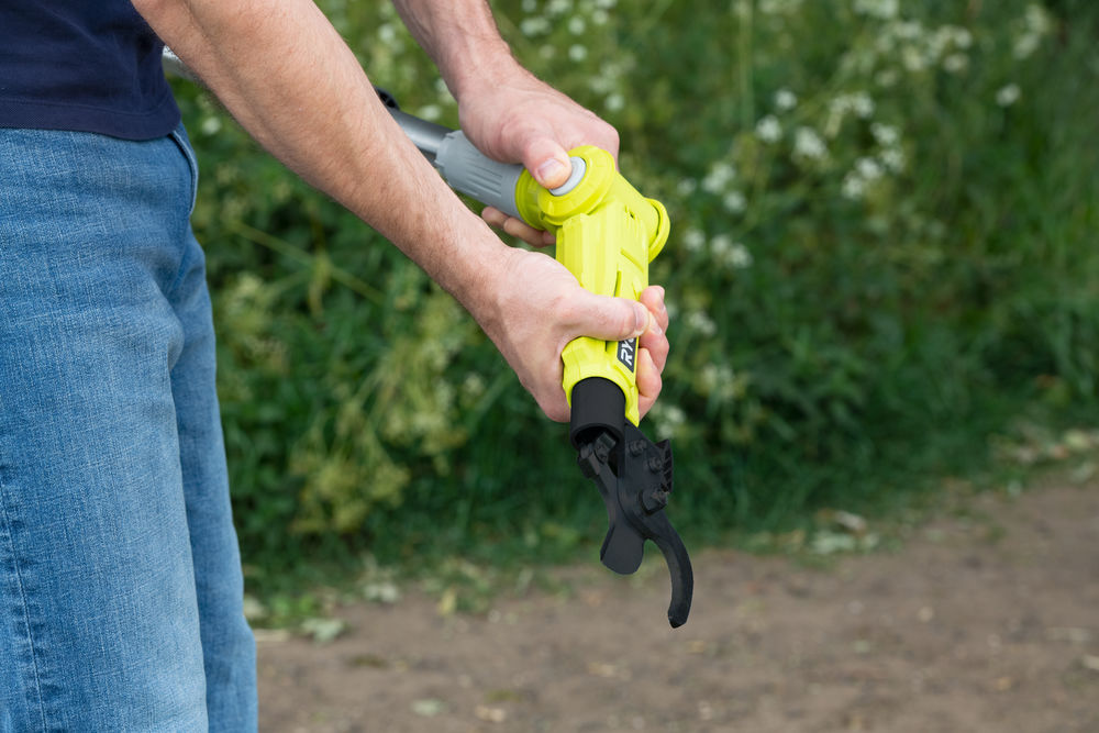 Секатор (сучкорез) RYOBI RY18PLA-0 (без батареи) система ONE +