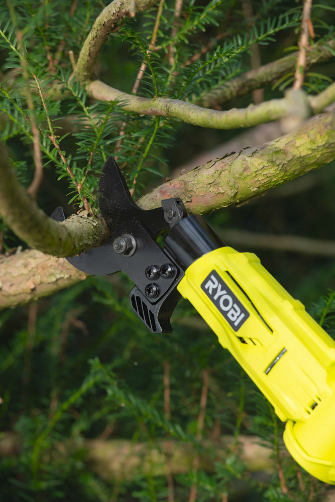 Секатор (сучкорез) RYOBI RY18PLA-0 (без батареи) система ONE +