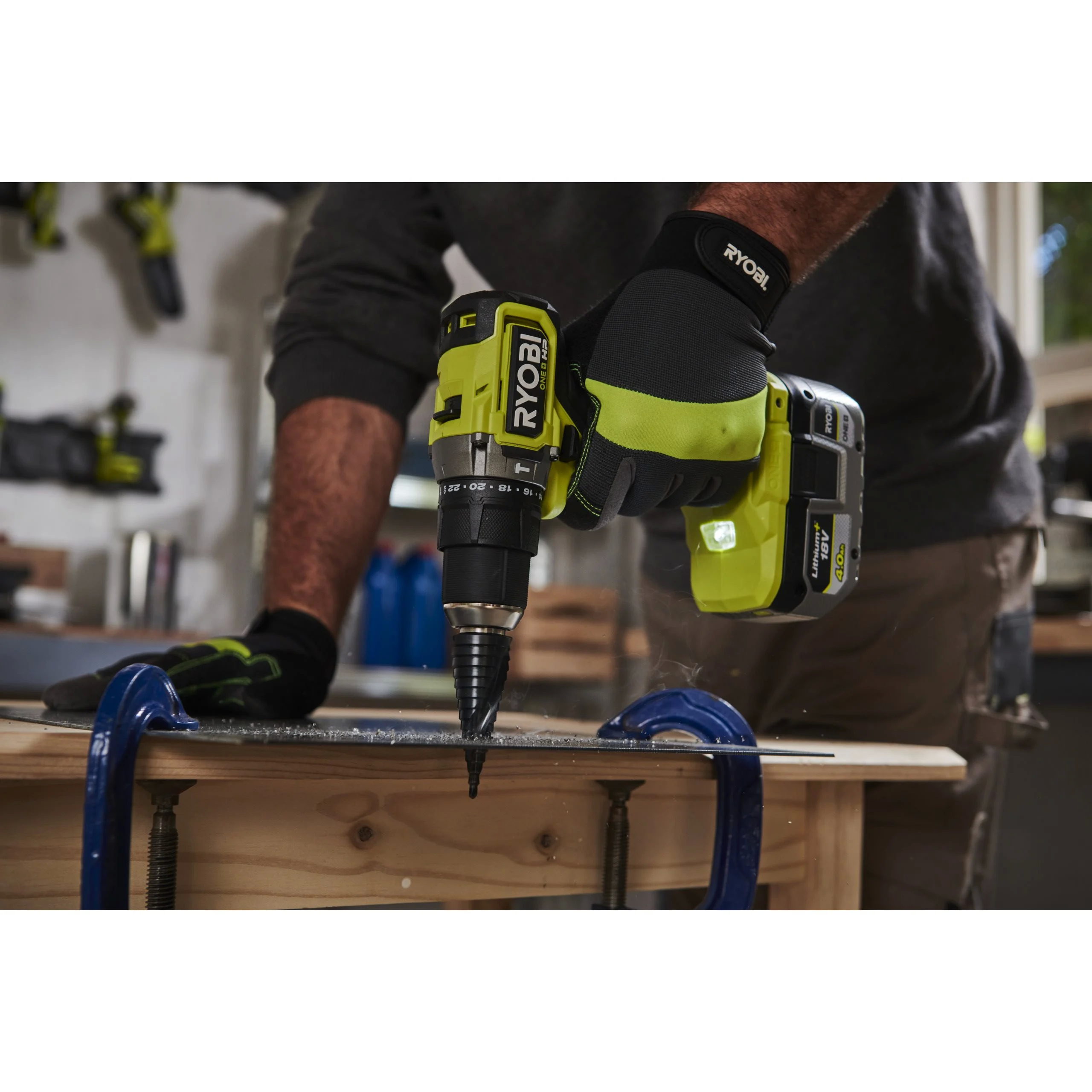 Дрель-шуруповерт ударная RYOBI RPD18C1-242S система ONE +