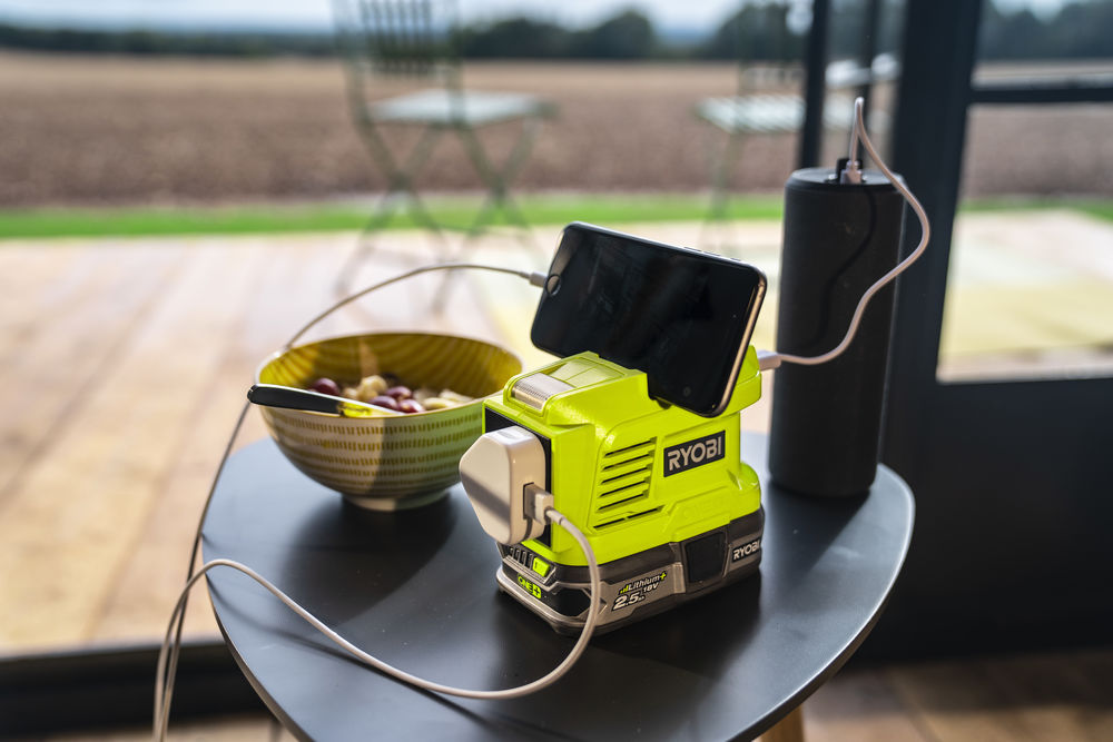 Инверторный преобразователь RYOBI RY18BI150A-0 (без батареи) система ONE +