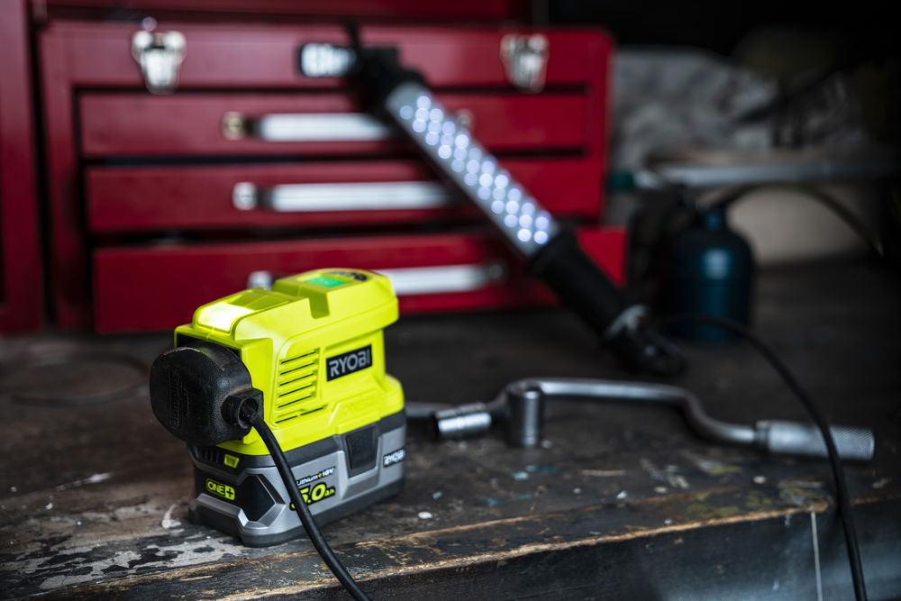 Инверторный преобразователь RYOBI RY18BI150A-0 (без батареи) система ONE +