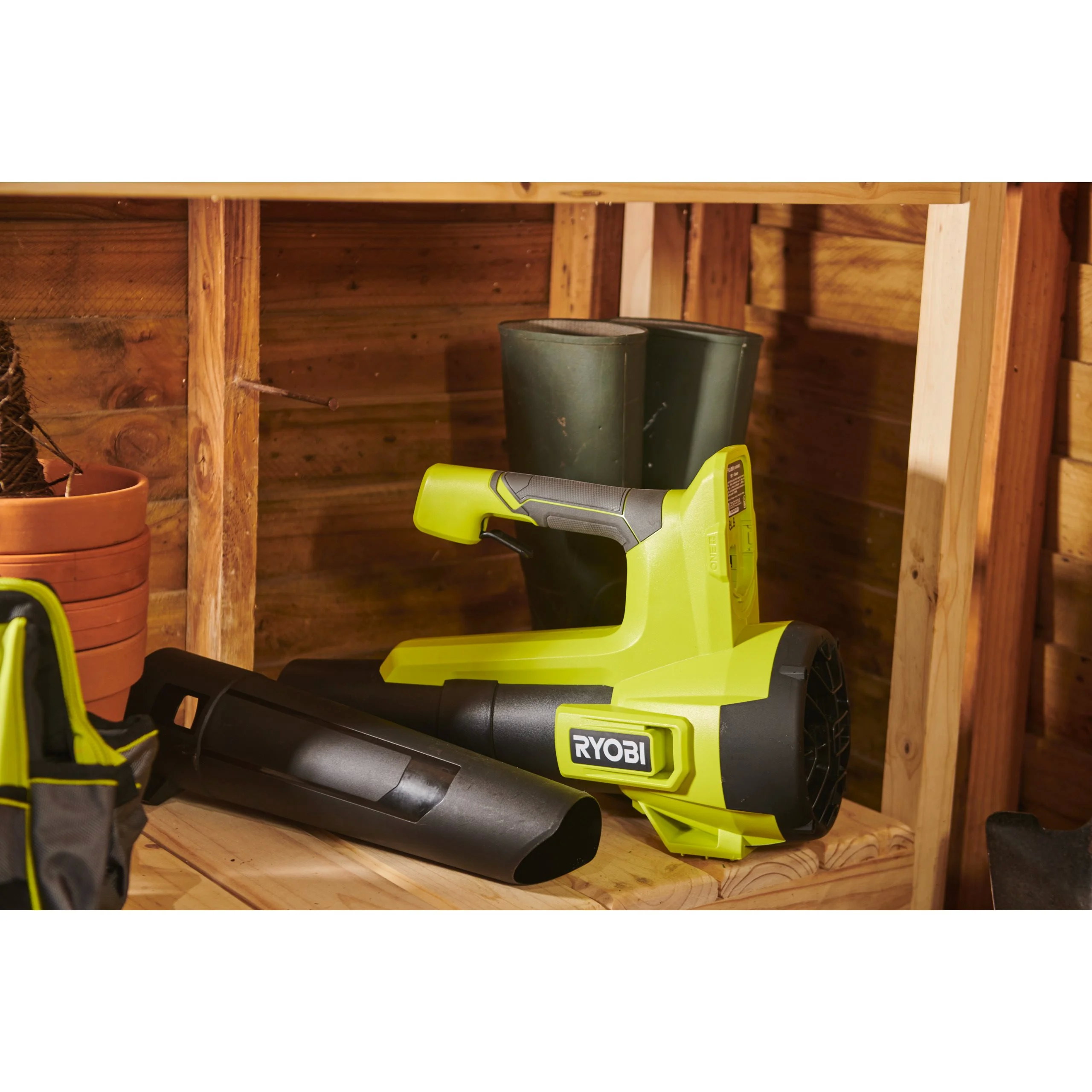 Воздуходувка RYOBI RY18BLB-0 (без батареи) система ONE +