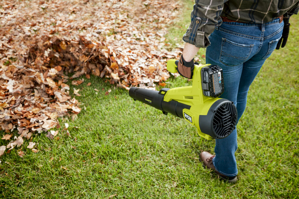 Воздуходувка RYOBI RY18BLXC-0 (без батареи) система ONE +